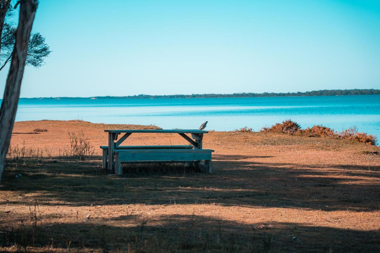 Вілла Waterfront Retreat At Wattle Point Forge Creek Екстер'єр фото