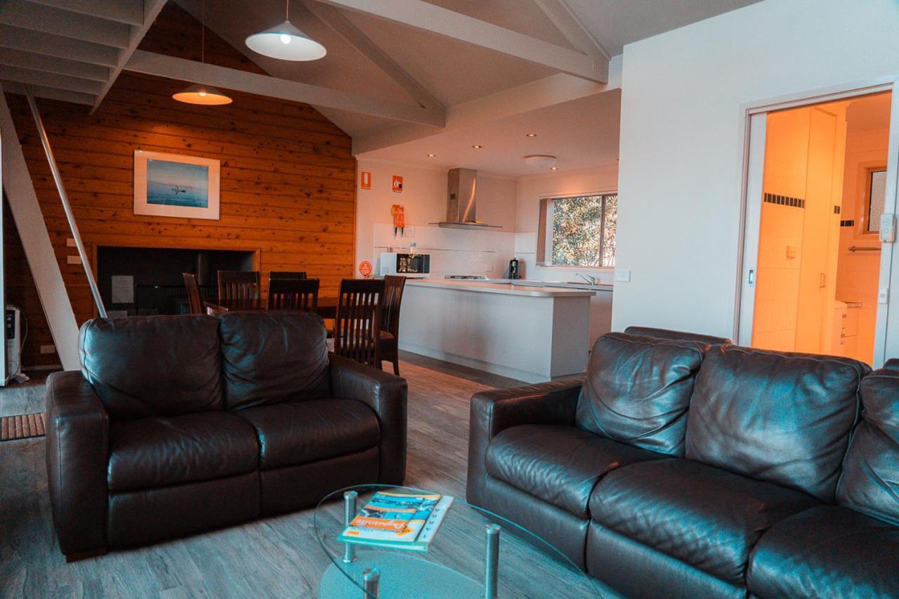 Вілла Waterfront Retreat At Wattle Point Forge Creek Екстер'єр фото