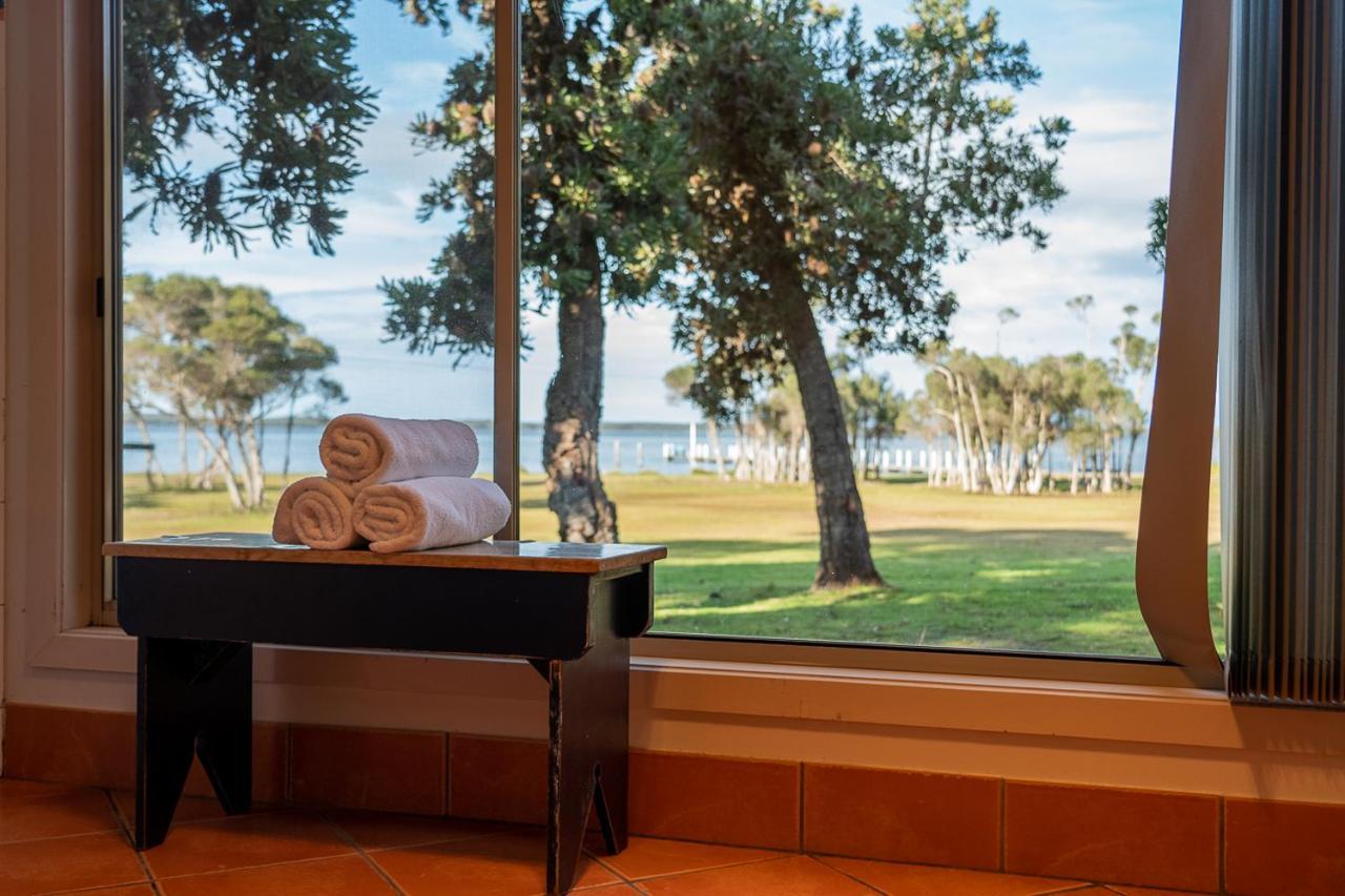 Вілла Waterfront Retreat At Wattle Point Forge Creek Екстер'єр фото