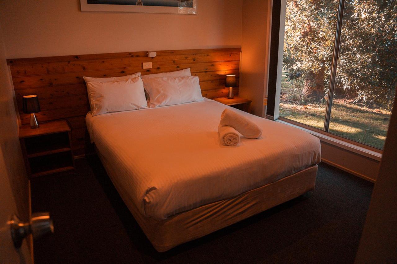Вілла Waterfront Retreat At Wattle Point Forge Creek Екстер'єр фото
