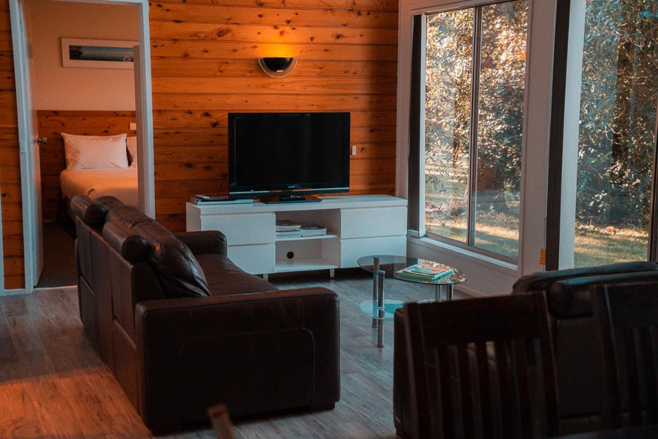 Вілла Waterfront Retreat At Wattle Point Forge Creek Екстер'єр фото